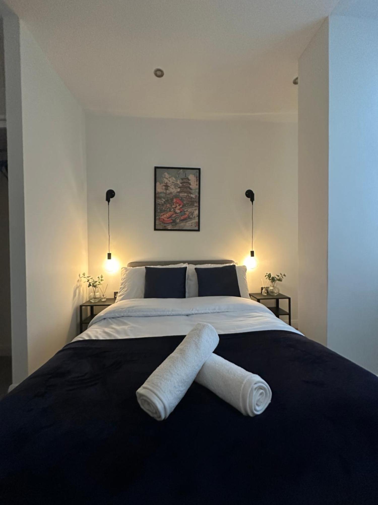 Retro Suite A Luxury Apartment With King Size Bed Wii Games And Entertainment Leicester Exteriér fotografie