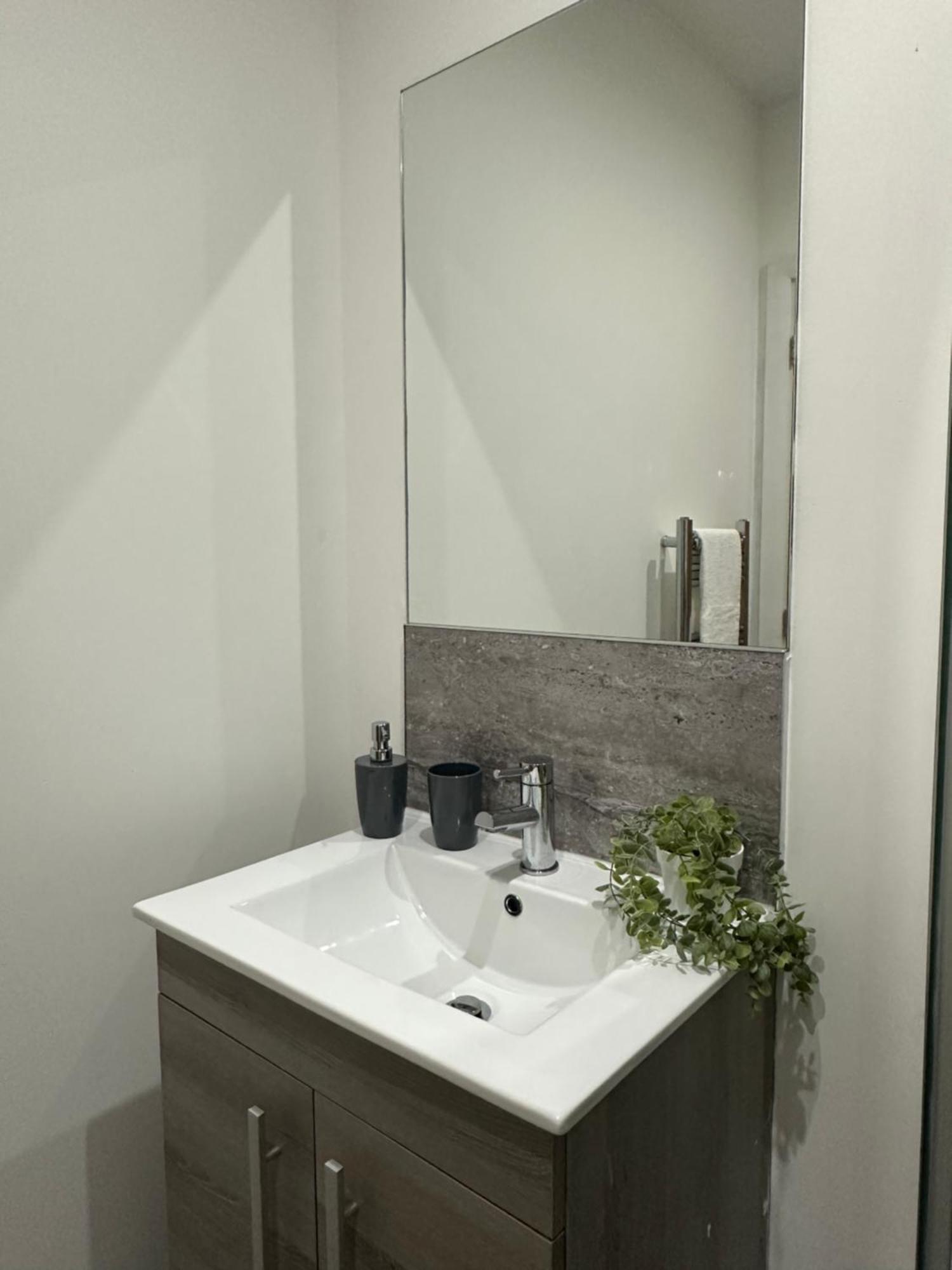 Retro Suite A Luxury Apartment With King Size Bed Wii Games And Entertainment Leicester Exteriér fotografie